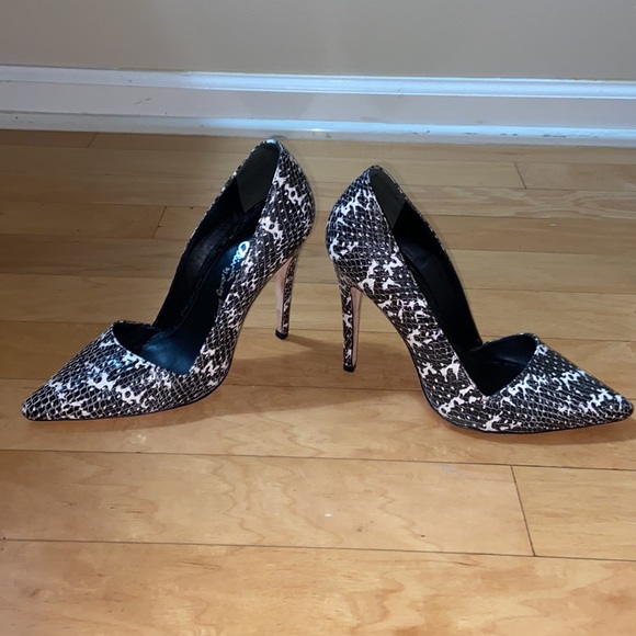 Alice + Olivia Dina Heel Snakeskin black white - Picture 4 of 13